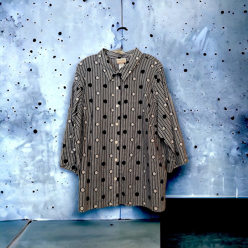 Alfred Dunner blouse plus size 2X, black-and-white with dot pattern long sleeved